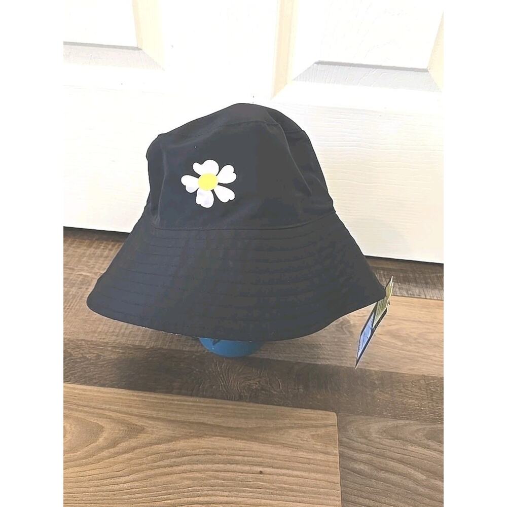 13090 Art Class Reversible Bucket Hat Floral Accent NWT OSFM Style Summer